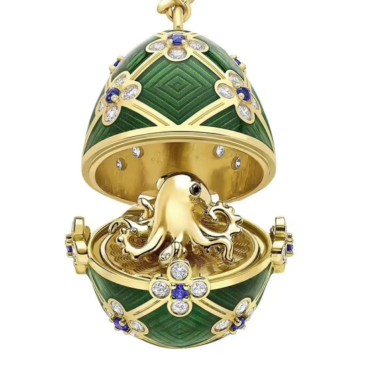 Man charged with theft after allegedly swallowing Fabergé egg